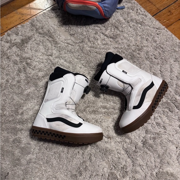 Vans Aura OG Snowboard Boots - Picture 2 of 10